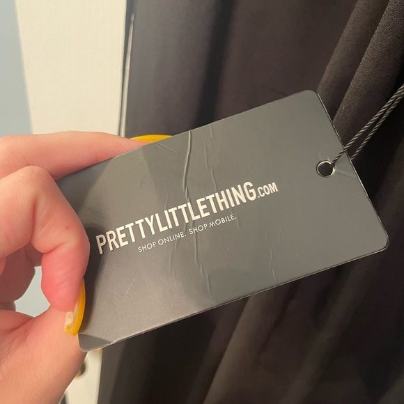 PrettyLittleThing Black One-Shoulder Maxi Dress - Picture 10 of 11